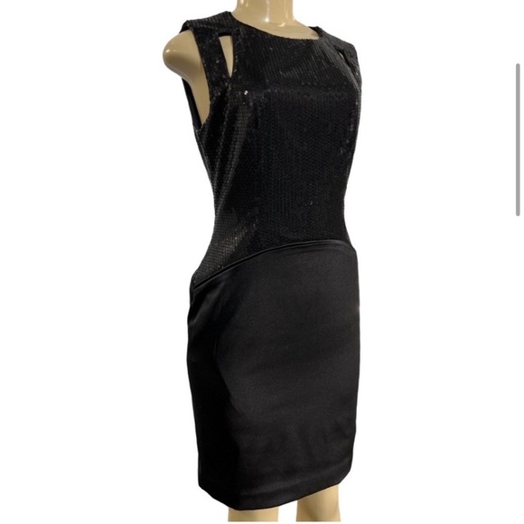 Vince Camuto Sequin Detailed Cocktail Dress - Picture 3 of 5